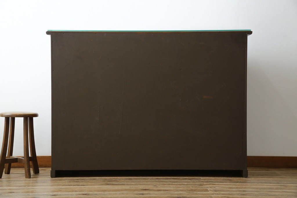 中古　超美品　イタリア最高級!!　IDC大塚家具取り扱い　ジエンメ(Giemme)　すっきりとした上品なデザインが高級な雰囲気を醸し出すサイドボード　定価約120万円相当　(R-060196)