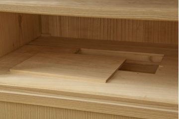 中古　六尺　明るい木肌が上品な雰囲気を醸し出す加茂桐箪笥(胴丸、桐たんす、着物箪笥、衣装箪笥、収納箪笥、和タンス、引き出し)(定価約240万円)(R-060205)