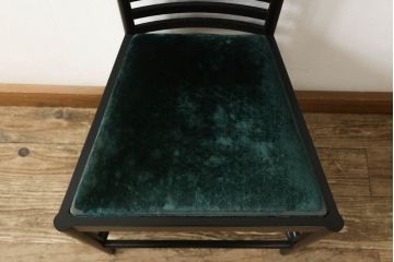 中古　Cassina(カッシーナ)　292　HILL HOUSE,1(ヒルハウス1)　CHARLES RENNIE MACKINTOSH(チャールズ・レニー・マッキントッシュ)　ラダーバックチェア(椅子)(定価473,000円)(R-060227)