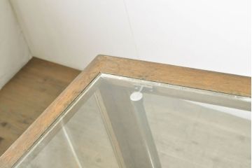 昭和レトロ　ブルーカラーのタイルが目を惹くL型ガラスケース(Rガラス、ショーケース、店舗什器、陳列棚、曲げガラス)(R-060241)