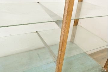 和製アンティーク　昭和レトロ　鉄脚がレトロな雰囲気を高めるガラスケース(ショーケース、陳列棚、店舗什器、戸棚、キャビネット)(R-060244)