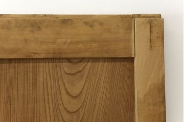 アンティーク建具　檜(ヒノキ)材　欅(ケヤキ)材　大きな金具が存在感抜群の庄内蔵戸1枚(引き戸、玄関戸、板戸)(R-060251)