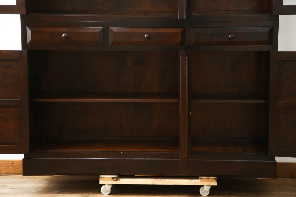 中古　美品　松本民芸家具　和モダンな佇まいが美しいG-III型面取り食器棚　定価約83万円　(R-060254)