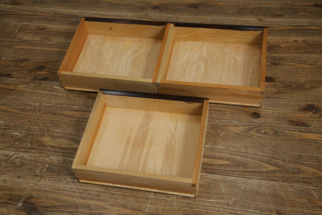 中古　美品　松本民芸家具　和モダンな佇まいが美しいG-III型面取り食器棚　定価約83万円　(R-060254)