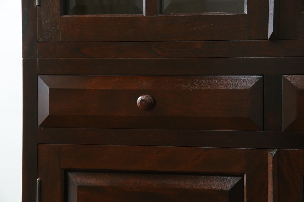 中古　美品　松本民芸家具　和モダンな佇まいが美しいG-III型面取り食器棚　定価約83万円　(R-060254)