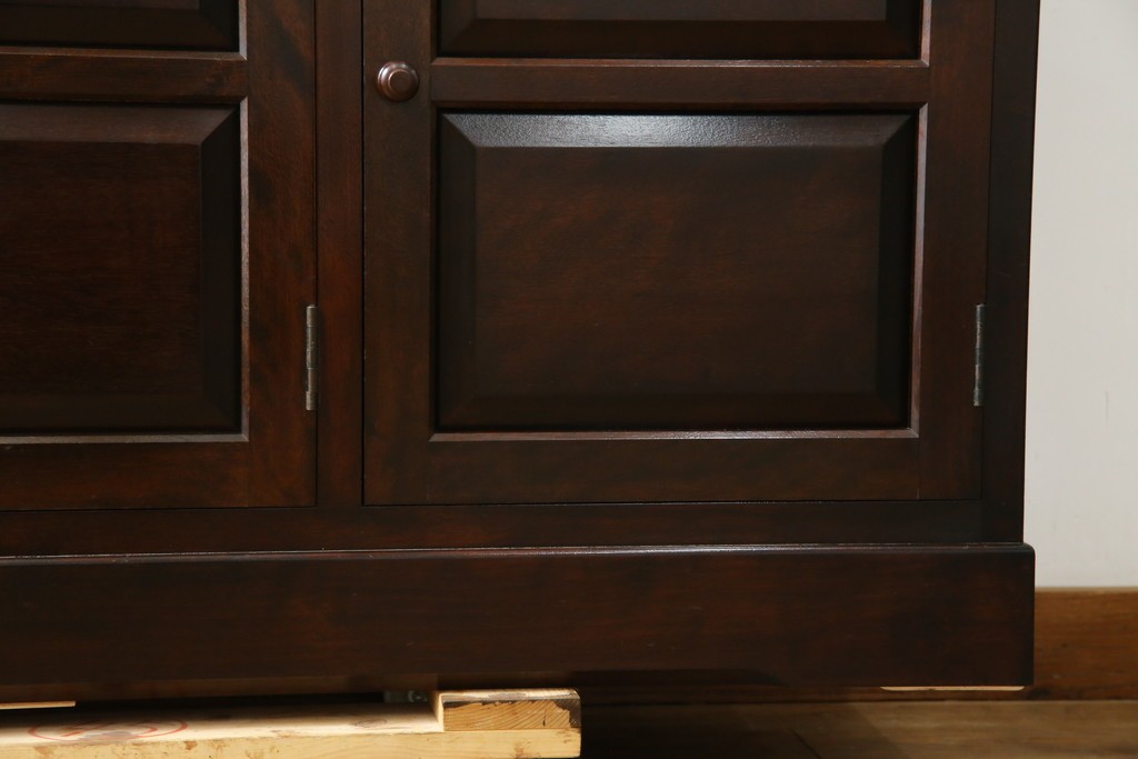 中古　美品　松本民芸家具　和モダンな佇まいが美しいG-III型面取り食器棚　定価約83万円　(R-060254)