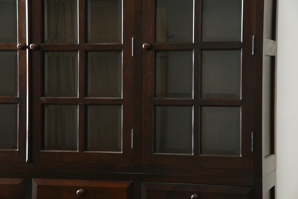 中古　美品　松本民芸家具　和モダンな佇まいが美しいG-III型面取り食器棚　定価約83万円　(R-060254)