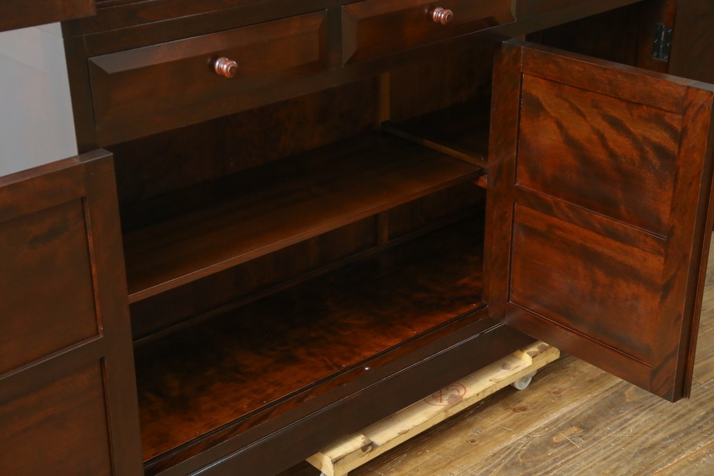 中古　美品　松本民芸家具　和モダンな佇まいが美しいG-III型面取り食器棚　定価約83万円　(R-060254)