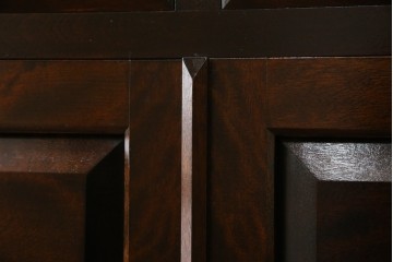 中古　美品　松本民芸家具　和モダンな佇まいが美しいG-III型面取り食器棚　定価約83万円　(R-060254)