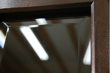 中古　美品　松本民芸家具　和モダンな佇まいが美しいG-III型面取り食器棚　定価約83万円　(R-060254)