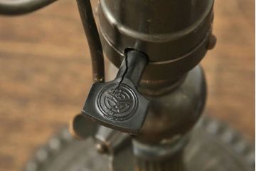 アンティーク照明　大正昭和初期　海軍　錨　オパールセントの優しい色合いと切子が目を惹くデスクスタンド(卓上照明、スタンドライト、テーブルライト)(R-060261)
