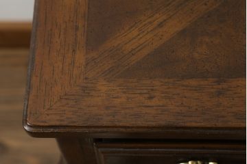 中古　美品　DREXEL HERITAGE(ドレクセルヘリテイジ)　上品な意匠が魅力的なコンソールテーブル(サイドテーブル、作業台)(R-060265)