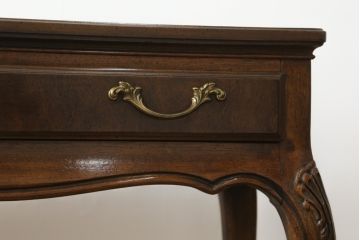 中古　美品　DREXEL HERITAGE(ドレクセルヘリテイジ)　上品な意匠が魅力的なコンソールテーブル(サイドテーブル、作業台)(R-060265)