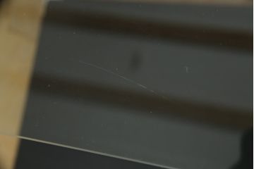 中古　美品　arflex(アルフレックス)　MONTAGNA(モンターニャ)　W字型の脚のデザインがお洒落なセンターテーブル(定価約20万円)(ガラステーブル、ローテーブル)(R-060269)