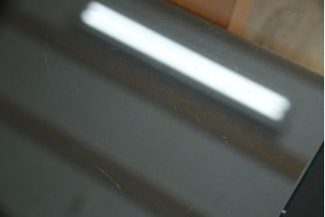 中古　美品　arflex(アルフレックス)　MONTAGNA(モンターニャ)　W字型の脚のデザインがお洒落なセンターテーブル(定価約20万円)(ガラステーブル、ローテーブル)(R-060269)