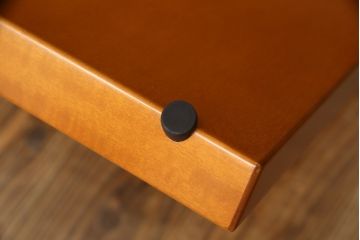 中古　美品　arflex(アルフレックス)　MONTAGNA(モンターニャ)　W字型の脚のデザインがお洒落なセンターテーブル(定価約20万円)(ガラステーブル、ローテーブル)(R-060269)