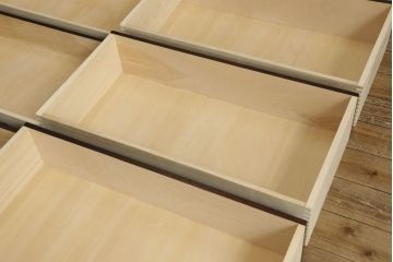 中古　美品　神居民芸　シンプルさの中にも品の良さが感じられるチェスト(衣装箪笥、引き出し、整理タンス)(R-060271)