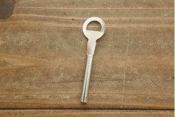 中古　美品　加茂総桐箪笥　伝統工芸士　田澤謙介作　脚または台輪リメイク　和モダンな空間づくりにおすすめのテレビ台(大丸、桐たんす、テレビボード、ローボード、リビングボード、収納棚、戸棚)(R-060272)