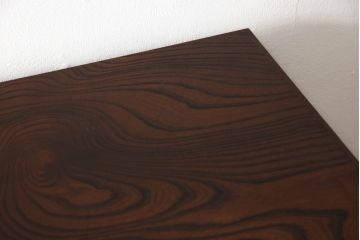 中古　美品　岩谷堂箪笥　黒々とした金具が堂々とした存在感を放つ和箪笥(引き出し、衣装箪笥、収納タンス、着物たんす)(R-060275)