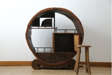 和製アンティーク　大正期　希少デザイン　漆塗り　桐材くり抜き　桑材・欅(ケヤキ)材なども使用!　ダイナミックで圧倒される丸型茶棚　(R-060276)