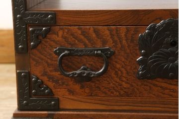 和製ビンテージ　岩谷堂箪笥　和モダンなお部屋づくりに合わせたいサイドテーブル(ヴィンテージ、飾り棚、電話台、小引き出し)(R-060279)