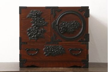 中古　門間箪笥店(門間屋)　仙台箪笥　木地呂塗り　弐番　小ぶりながら存在感と重厚感のある小箪笥(卓上収納、小物収納、小引き出し)(定価約19万4千円)(R-060280)