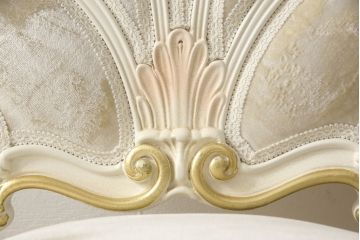 中古　美品　イタリア高級家具　SILIK(シリック)　FIDIAシリーズ　ロココ調　細部まで凝った造りが美しいダイニングチェア(定価約50万円)(椅子、イス、サロンチェア)(R-060290)