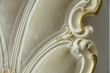 中古　美品　イタリア高級家具　SILIK(シリック)　FIDIAシリーズ　ロココ調　細部まで凝った造りが美しいダイニングチェア(定価約50万円)(椅子、イス、サロンチェア)(R-060293)