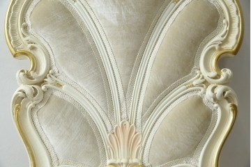 中古　美品　イタリア高級家具　SILIK(シリック)　FIDIAシリーズ　ロココ調　細部まで凝った造りが美しいダイニングチェア(定価約50万円)(椅子、イス、サロンチェア)(R-060293)