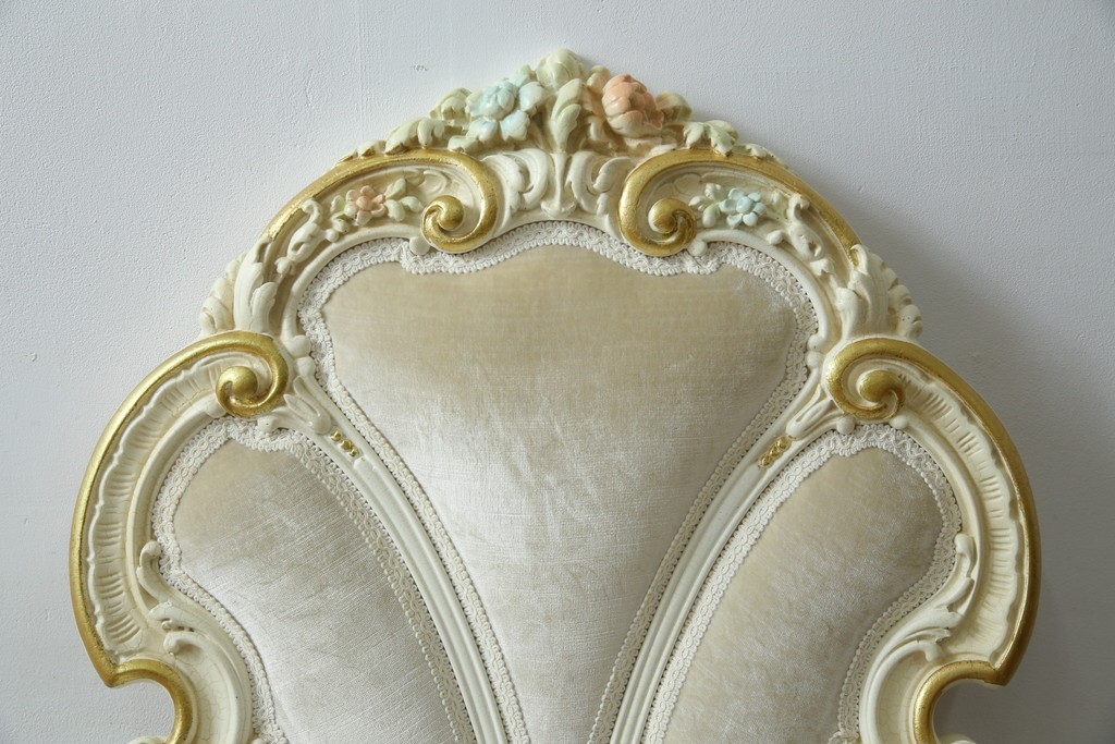 中古　美品　イタリア高級家具　SILIK(シリック)　FIDIAシリーズ　ロココ調　細部まで凝った造りが美しいダイニングチェア(定価約50万円)(椅子、イス、サロンチェア)(R-060293)