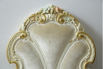 中古　美品　イタリア高級家具　SILIK(シリック)　FIDIAシリーズ　ロココ調　細部まで凝った造りが美しいダイニングチェア(定価約50万円)(椅子、イス、サロンチェア)(R-060293)