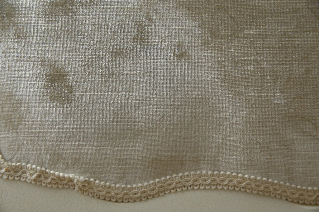 中古　美品　イタリア高級家具　SILIK(シリック)　FIDIAシリーズ　ロココ調　細部まで凝った造りが美しいダイニングチェア(定価約50万円)(椅子、イス、サロンチェア)(R-060293)