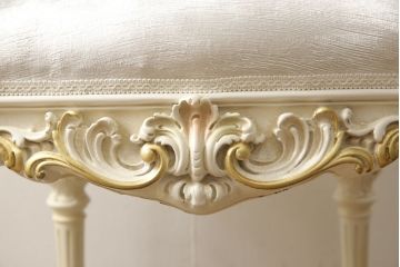 中古　美品　イタリア高級家具　SILIK(シリック)　FIDIAシリーズ　ロココ調　細部まで凝った造りが美しいダイニングチェア(定価約50万円)(椅子、イス、サロンチェア)(R-060294)