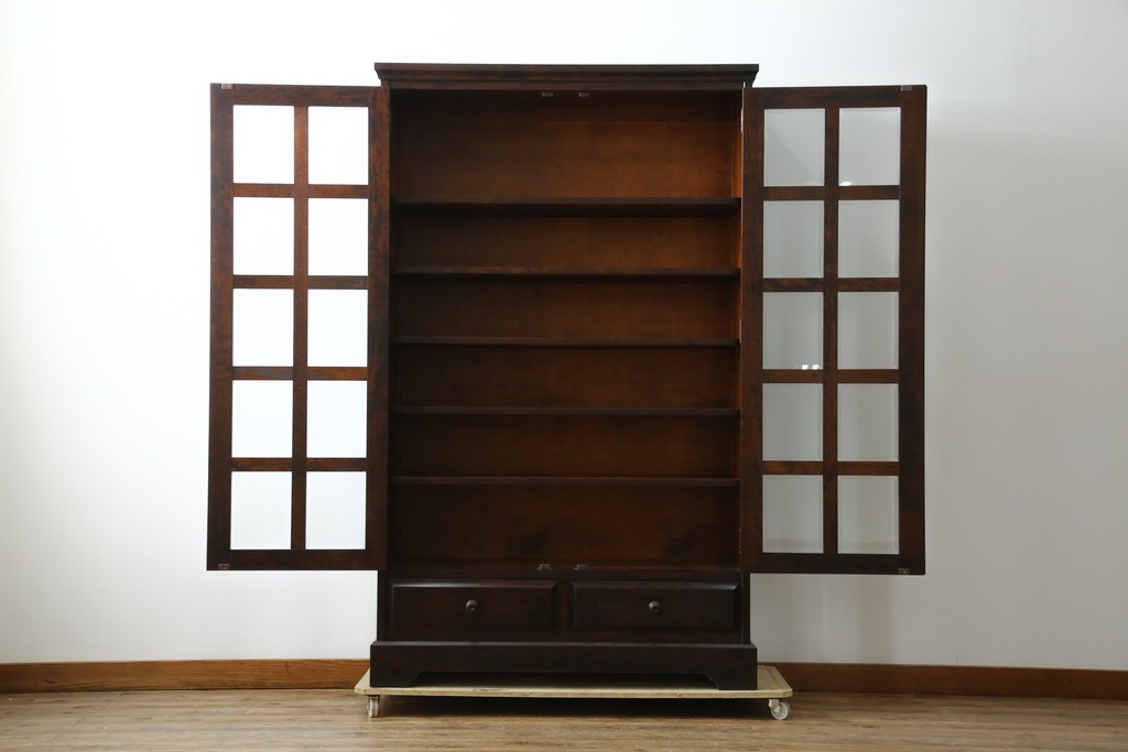 中古　美品　北海道民芸家具　和洋どちらのお部屋にも馴染むブックケース　(R-060300)