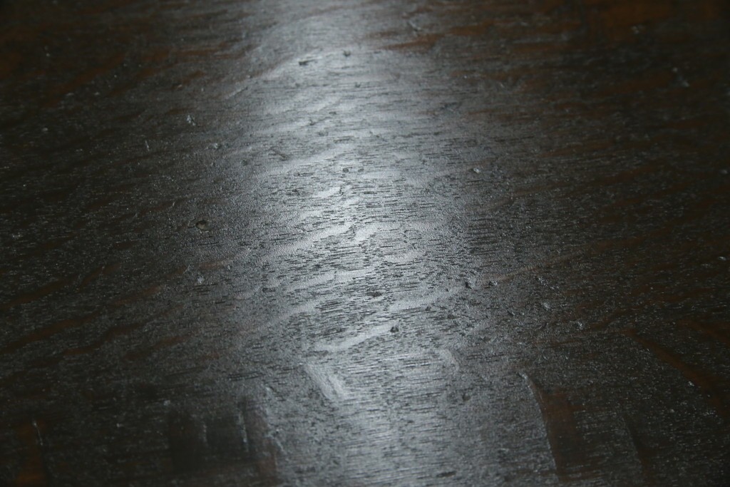 和製アンティーク　ナラ材　幕板下に棚のある珍しいデザインが魅力的な平机　(R-060311)