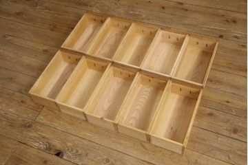 和製アンティーク　美品　檜(ヒノキ)材　引き出し40杯　小物収納にぴったりの薬箪笥(薬タンス、ドロワー、引き出し、チェスト、収納箪笥)(R-060324)