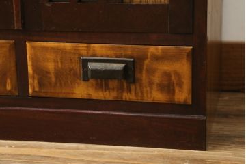 和製アンティーク家具　昭和中期　レトロな佇まいの本箱(ブックケース、本棚、収納棚、戸棚、サイドキャビネット)(R-060326)