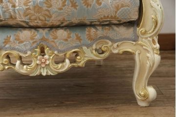 中古　美品　SILIK(シリック)　ロココ調　クラシカルで華やかな佇まいが魅力的な1人掛けソファ(アームソファ、1P、アームチェア)(定価約100万円)(R-060330)