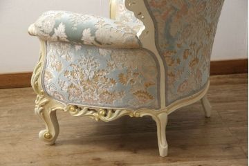 中古　美品　SILIK(シリック)　ロココ調　クラシカルで華やかな佇まいが魅力的な1人掛けソファ(アームソファ、1P、アームチェア)(定価約100万円)(R-060330)