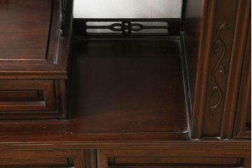 中古　花梨(カリン)材　民芸家具　深みのある色合いが美しい飾り棚(戸棚、茶棚、違い棚)(R-060335)