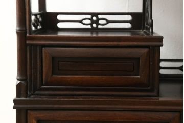 中古　花梨(カリン)材　民芸家具　深みのある色合いが美しい飾り棚(戸棚、茶棚、違い棚)(R-060335)