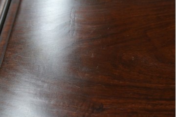 中古　花梨(カリン)材　民芸家具　深みのある色合いが美しい飾り棚　(R-060335)