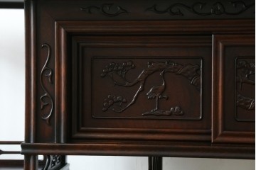 中古　花梨(カリン)材　民芸家具　深みのある色合いが美しい飾り棚　(R-060335)