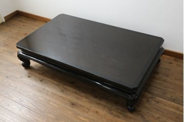 中古　美品　輪島塗り　幕下から脚にかけてのデザインが上品な雰囲気を醸し出す座卓(ローテーブル、センターテーブル)(定価約150万円)(R-060341)