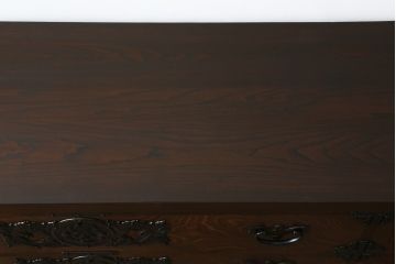 中古　伝統工芸　岩谷堂箪笥　天板リメイク・厚手栗無垢材　重厚かつ上品な佇まいのローチェスト(テレビボード、ローボード、引き出し)(R-060342)