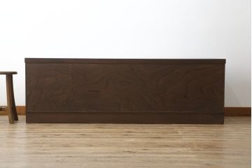 中古　伝統工芸　岩谷堂箪笥　天板リメイク・厚手栗無垢材　重厚かつ上品な佇まいのローチェスト(テレビボード、ローボード、引き出し)(R-060342)