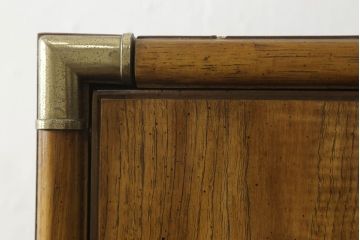 中古　美品　アメリカブランド家具　希少サイズ!!　DREXEL HERITAGE(ドレクセルヘリテイジ)　鏡と作業台がついた機能的な縦型ドレッシングチェスト(サイドチェスト、引き出し、縦型ランジェリーチェスト、ドレッサー)(R-060343)