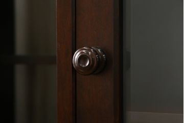 和製ビンテージ　北海道民芸家具　希少な絶版モデル　#121スライド本箱　収納力抜群の大型書棚(本箱、ブックケース、本棚、収納棚、戸棚、ヴィンテージ)(R-060344)