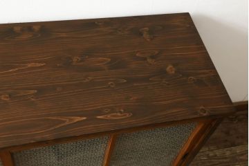 ラフジュ工房オリジナル　古建具リメイク　オリジナル紋様ガラスがレトロな雰囲気を高めるサイドボード(収納棚、戸棚、サイドキャビネット)(R-060346)
