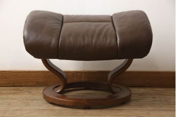 中古　美品　EKORNES(エコーネス)　本革　オットマン付き　ストレスレス レノ クラシック(M)(アームチェア、リクライニングチェア、椅子、一人掛けソファ、1Pソファ)(定価約37万9千円)(R-060352)